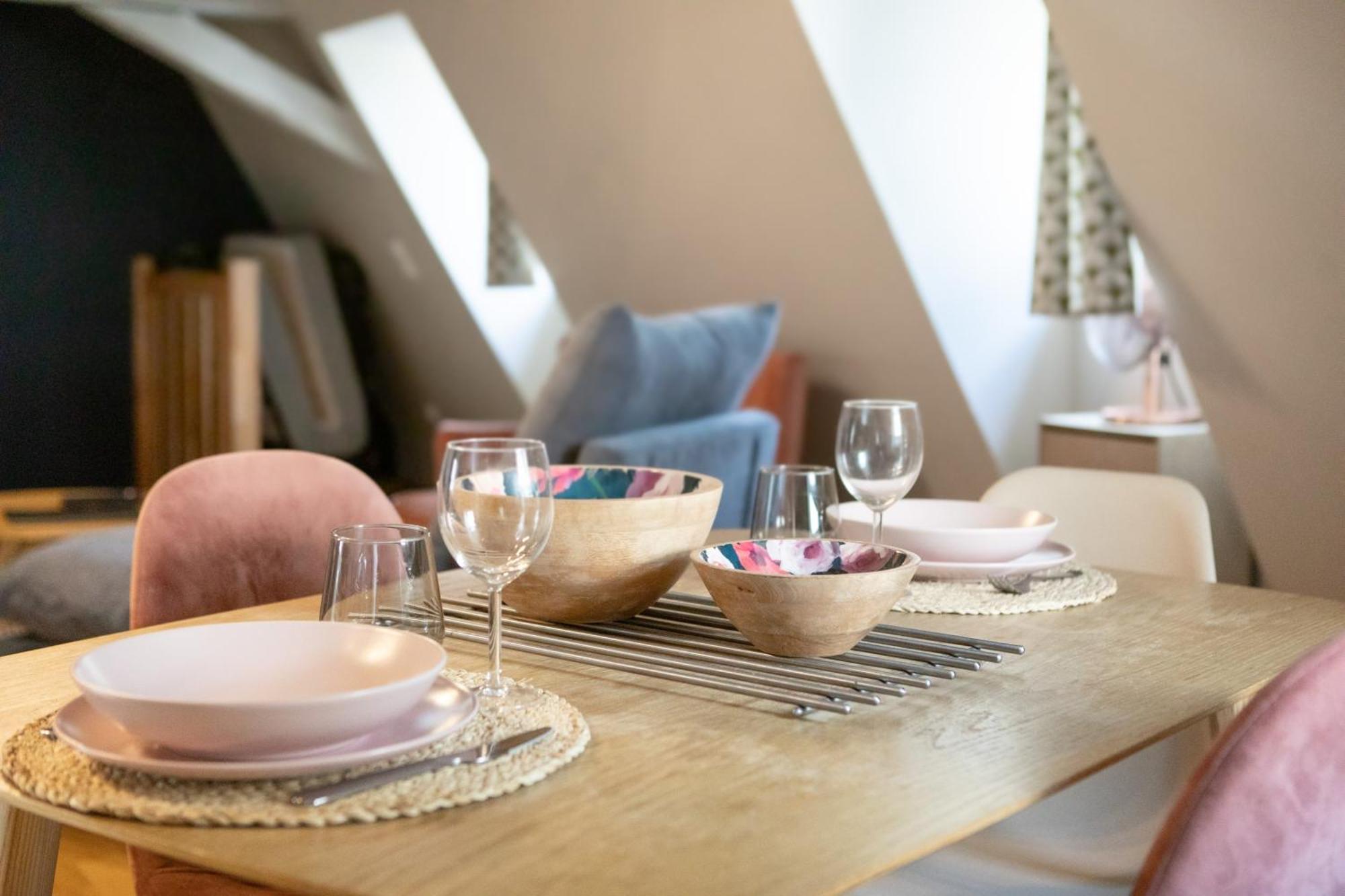 Duplex Atypique Au Coeur De Mulhouse Apartment Exterior foto